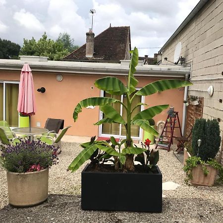 Villy  Loft L Atelier De Jacques Pres De Chablis 빌라 외부 사진