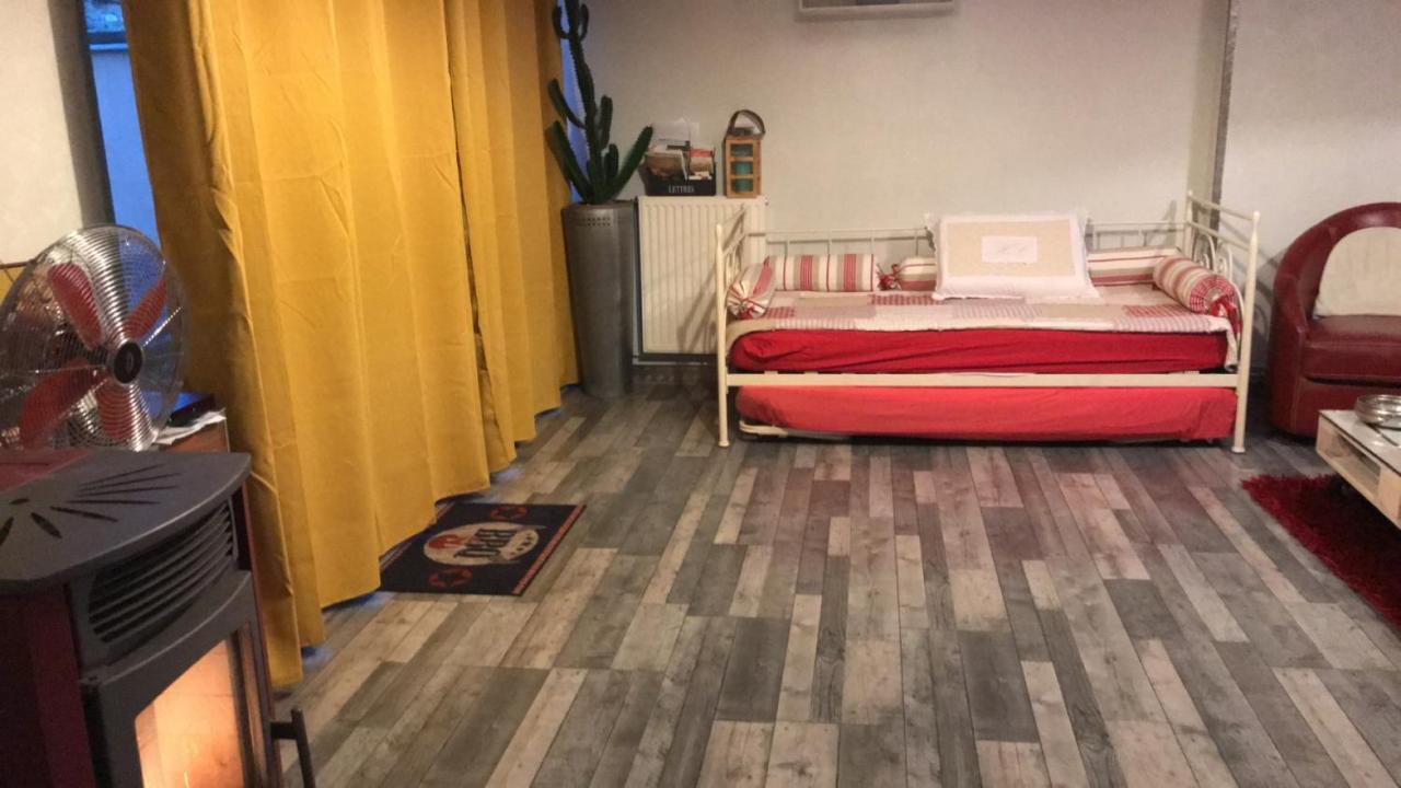 Villy  Loft L Atelier De Jacques Pres De Chablis 빌라 외부 사진
